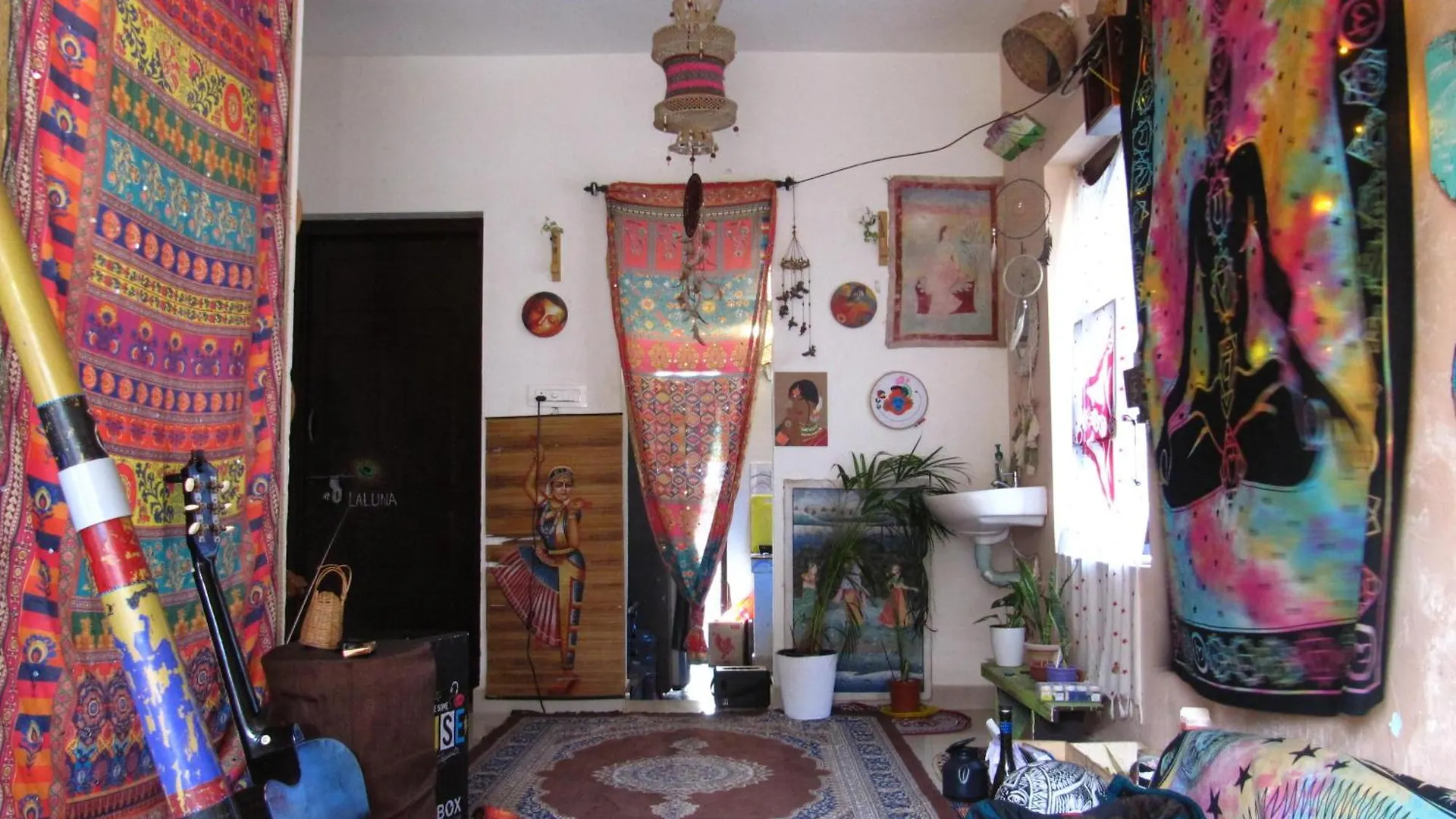 Beachaholic Home Alappuzha Homestay